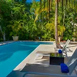 Chalet Calle Los Cocos